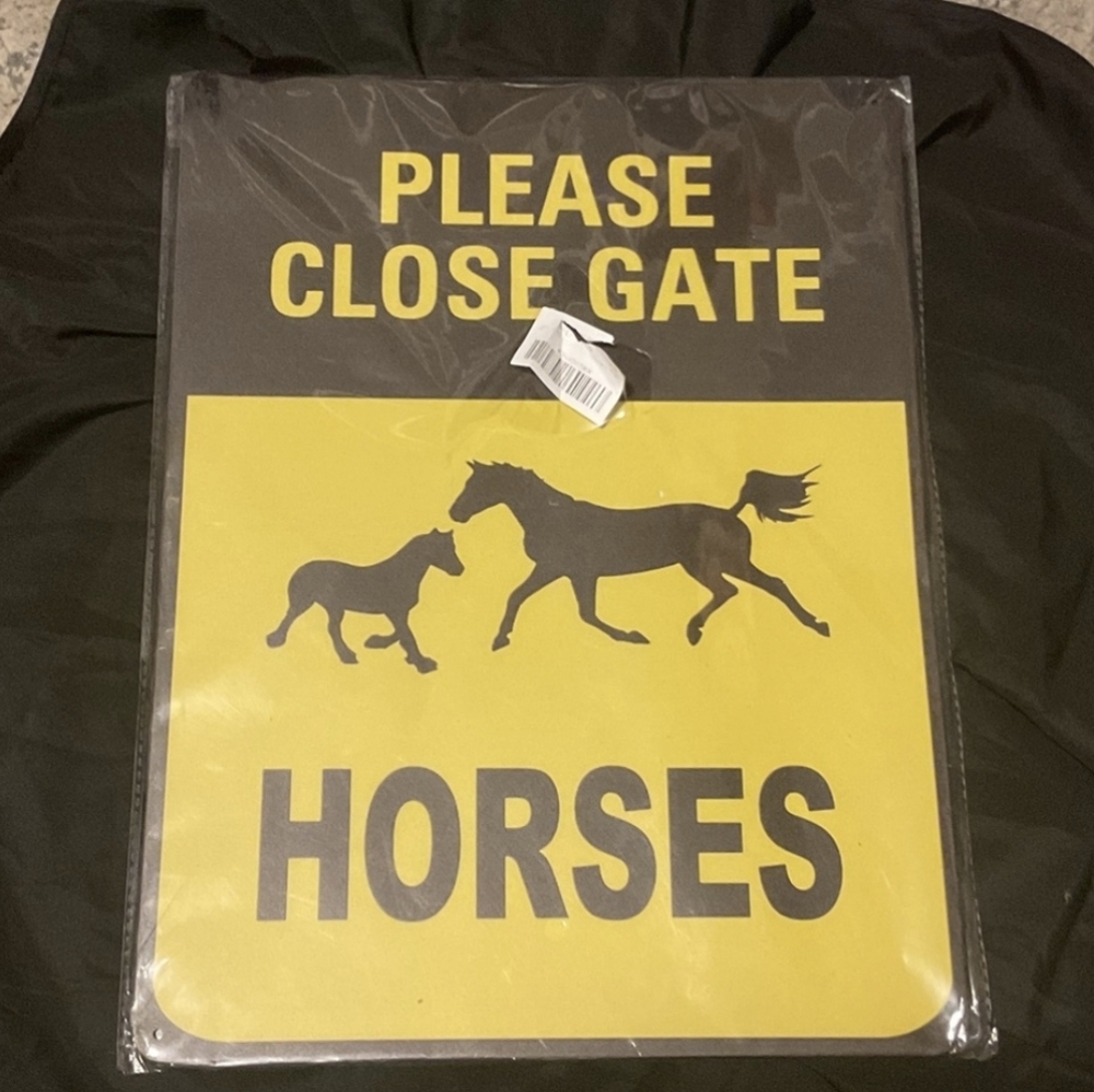 Yellow Metal Please Close Horse Gate Sign 16x12inches